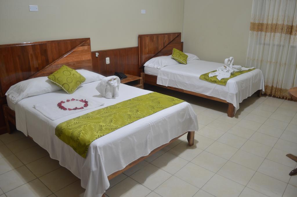 Hotel Golden Star Iquitos Bagian luar foto