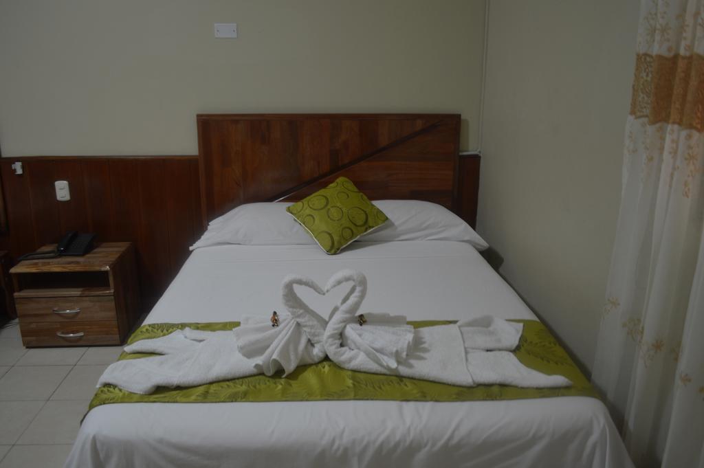 Hotel Golden Star Iquitos Bagian luar foto