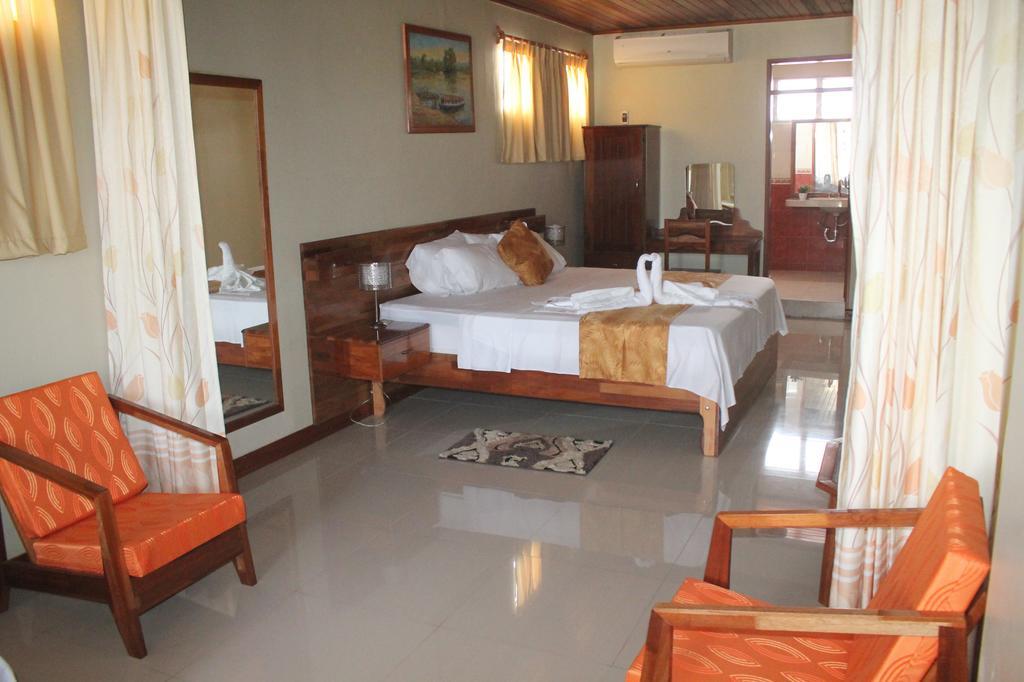 Hotel Golden Star Iquitos Bagian luar foto