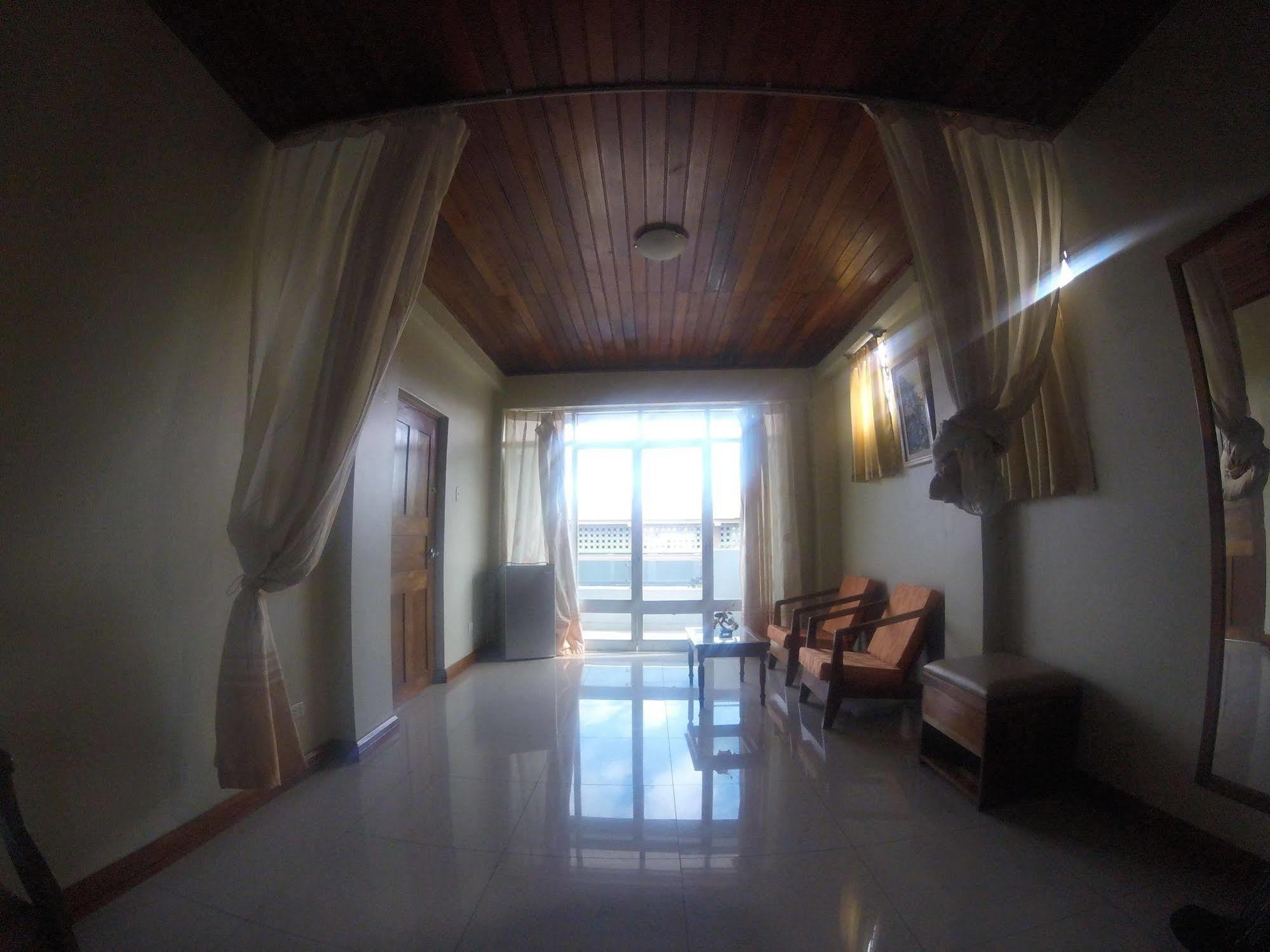 Hotel Golden Star Iquitos Bagian luar foto